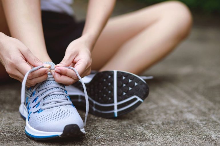 Die 12 besten Schuhe bei Hallux valgus (Ballenzehen) 2023
