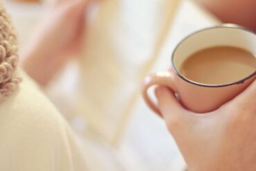 Proteinpulver im Kaffee - Vorteile, Nachteile, Tipps zum Mixen