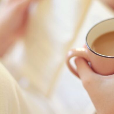 Proteinpulver im Kaffee - Vorteile, Nachteile, Tipps zum Mixen